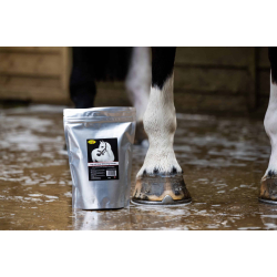 Whitening pulver - fremh�ver og intensiverer den naturlige hvide farve i hestens pels