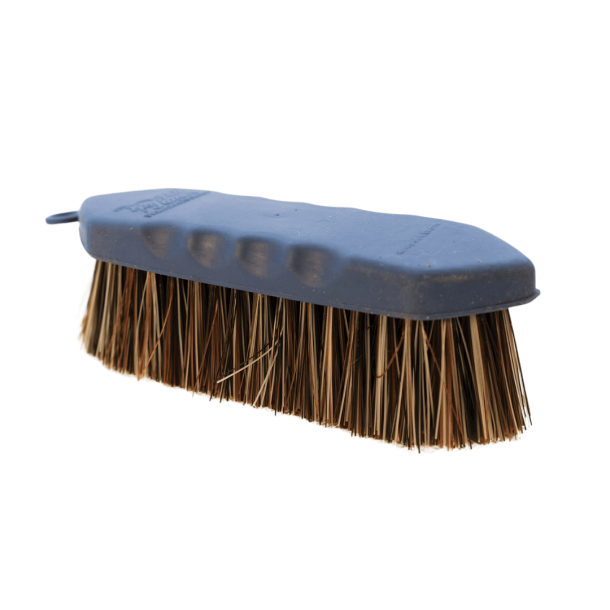 Slidst�rk strigle med kokosfibre � Tail Tamer