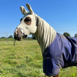 Snuggy Hoods Eksem halsd�kken med h�tte