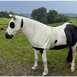 Eksem halsd�kken med h�tte fra Snuggy Hoods